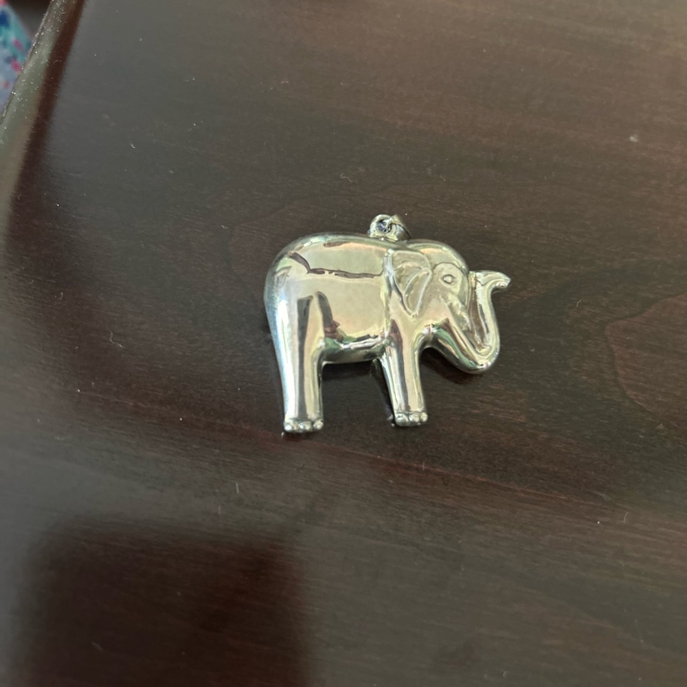 EUC Elephant sterling Silver necklace slide